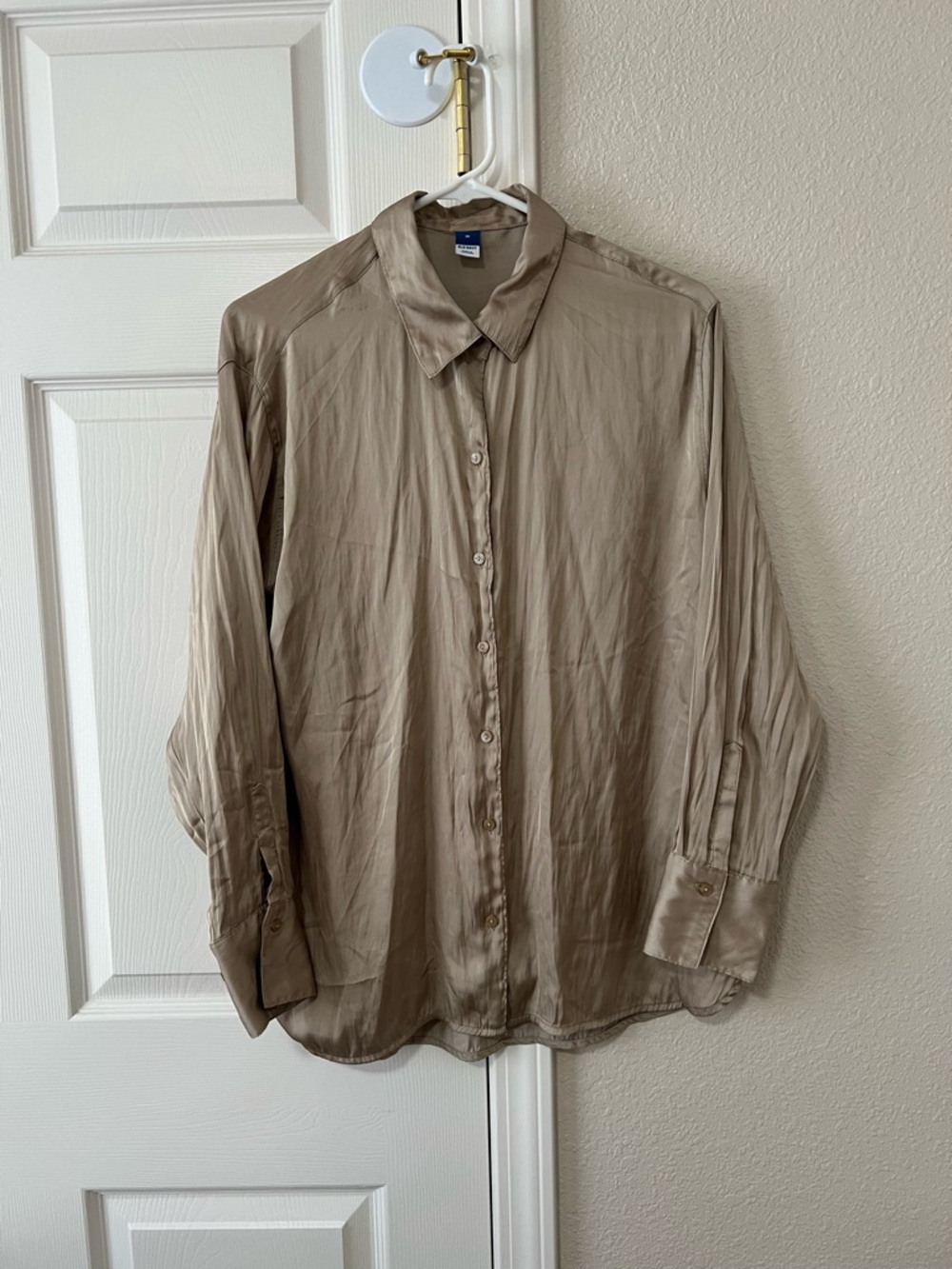 Old Navy Silky Button Up Blouse Taupe Mocha Taffy Size Medium